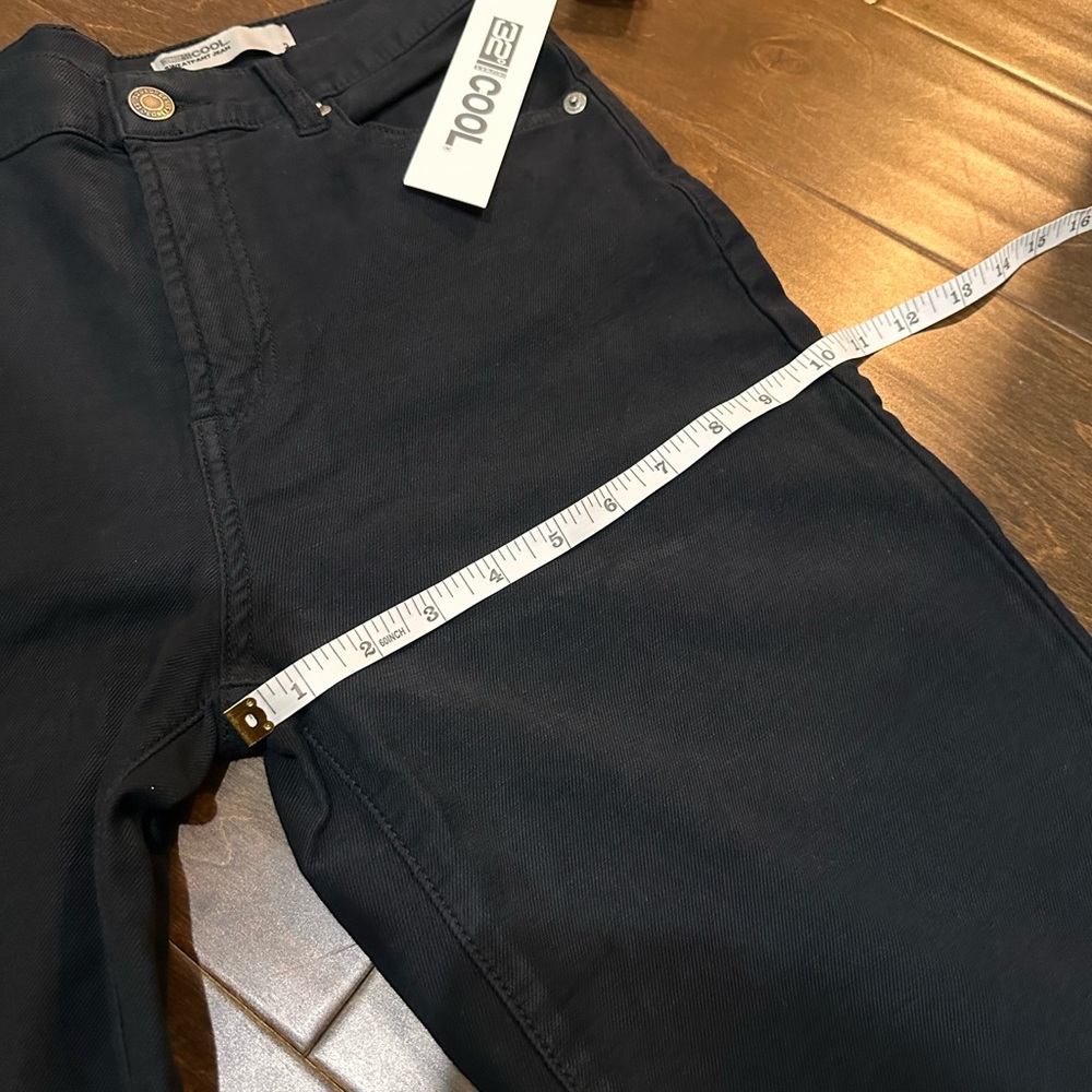 32 Degrees Black Straight Leg Women Jeans - Picture 5 of 8